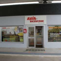 Faade Station Avia  Ancenis