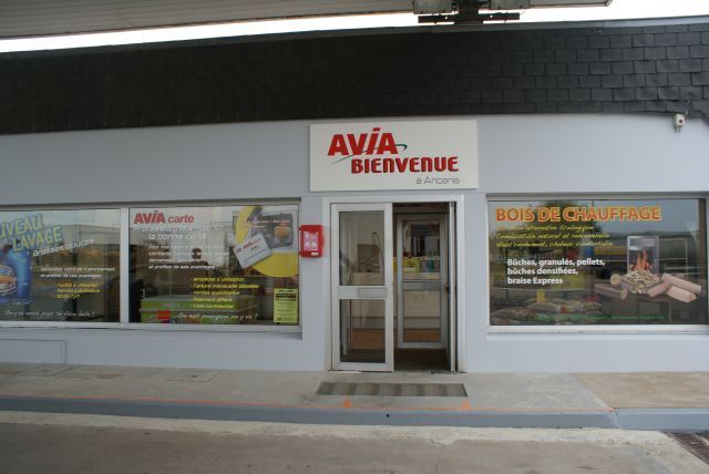 Faade Station Avia  Ancenis